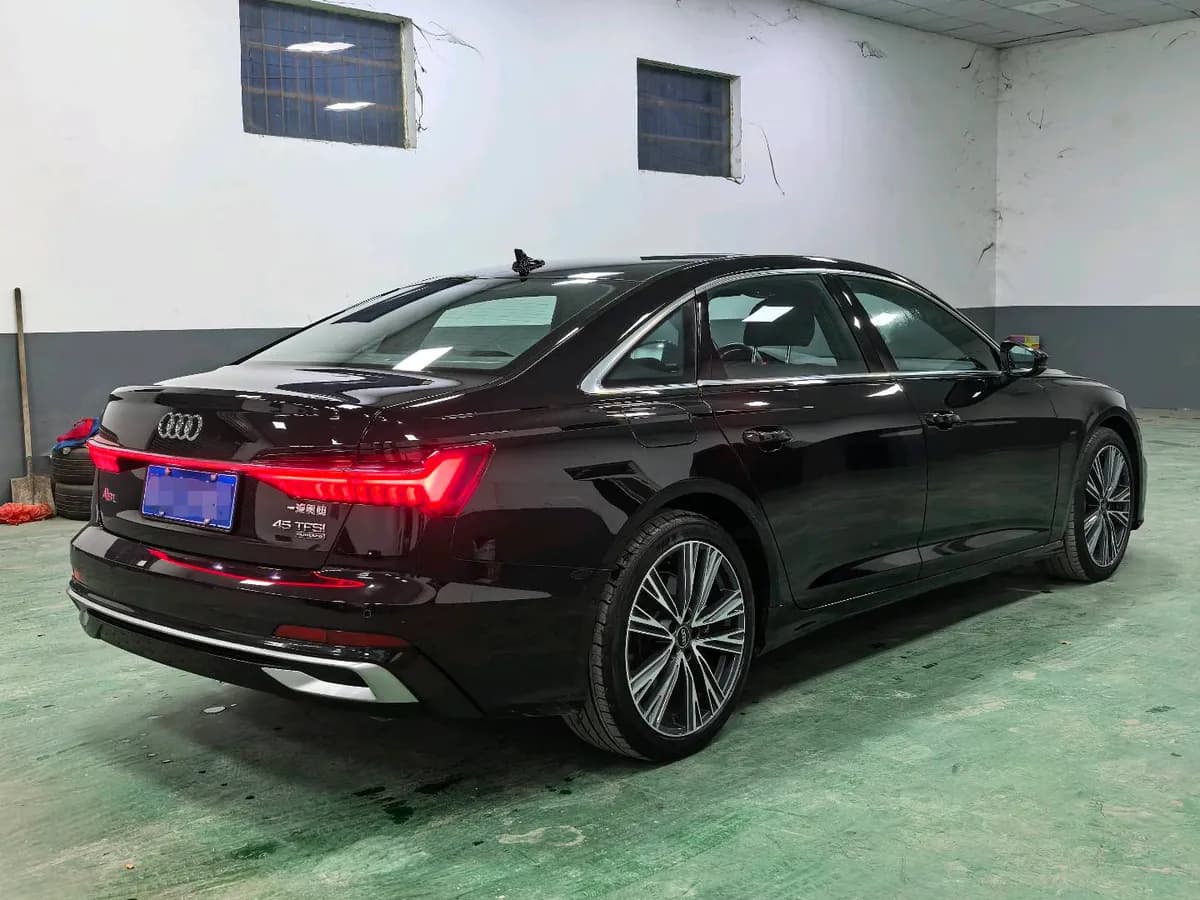 Audi A6L 2024 45 TFSI 9