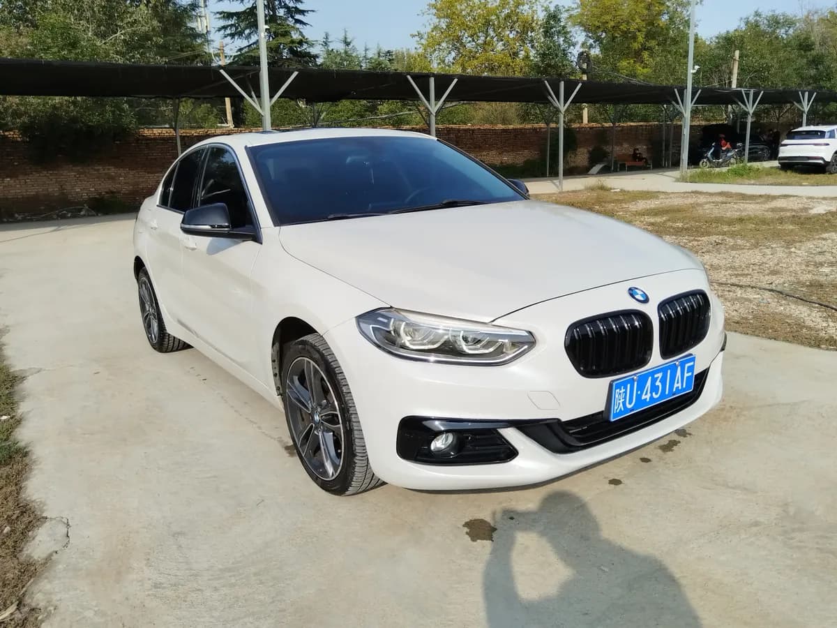 BMW 1 2018 118i 2