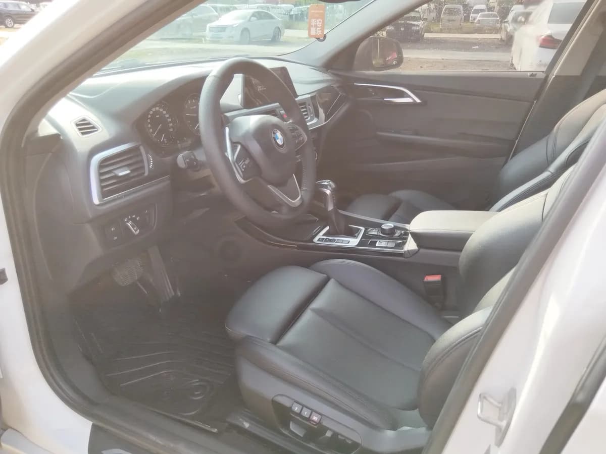 BMW 1 2018 118i 3