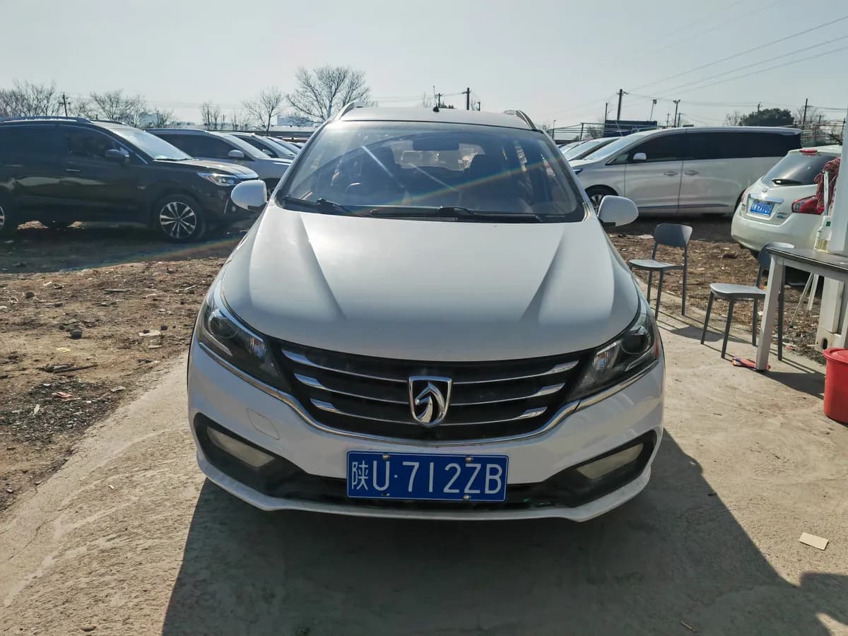 Baojun 310W 2017 1.5L V 2