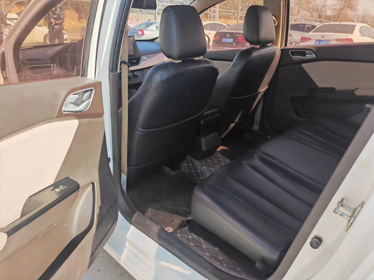 Baojun 310W 2017 1.5L V 5