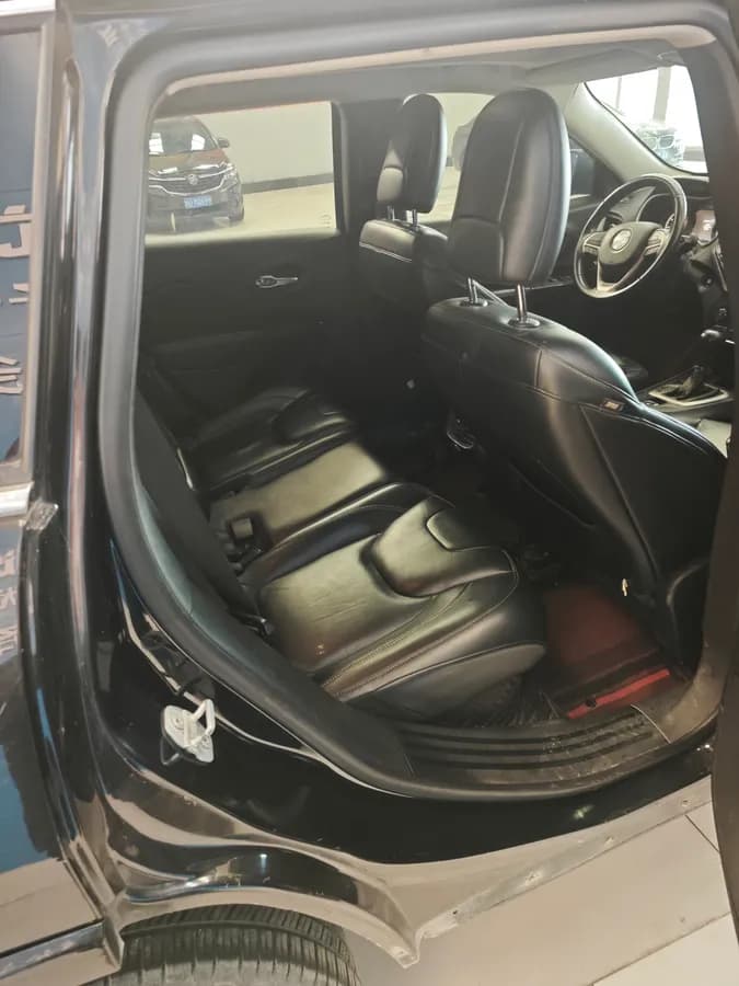 Jeep 2017 2.4L 8