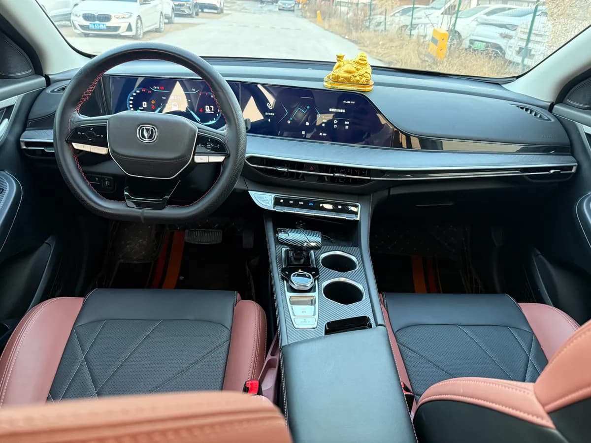 Changan 2023 PLUS NE 1.4T GDI DCT 9