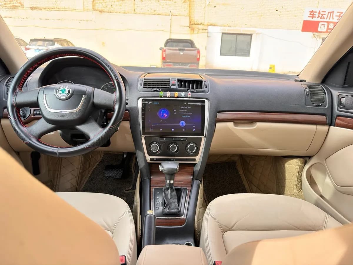 Skoda 2010 1.6L 5