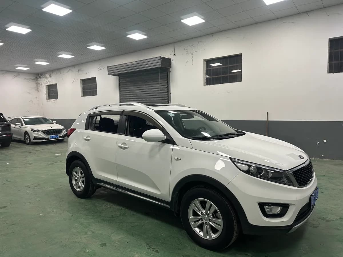 Kia 2016 2.0L GL 3