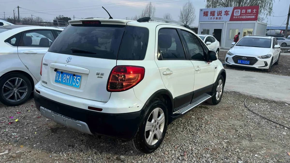 Suzuki SX4 2012 1.6L 5