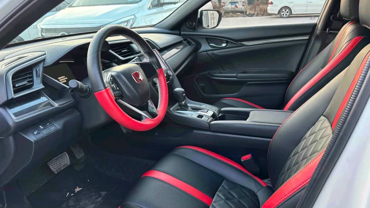 Honda 2021 HATCHBACK 220TURBO CVT 3