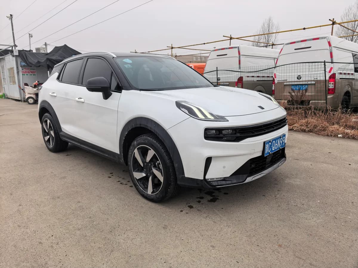 Lynk & Co 06 2020 1.5T Pro 3