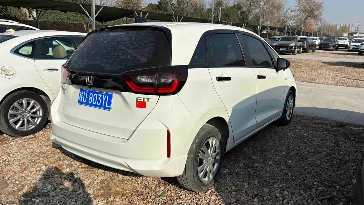 Honda 2021 1.5L CVT 6