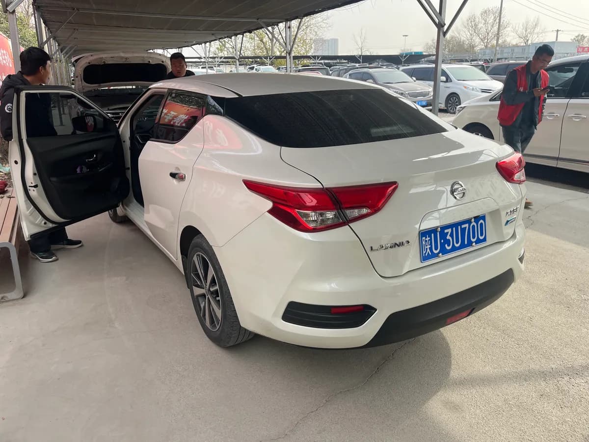 Nissan 2021 1.6L CVT 6