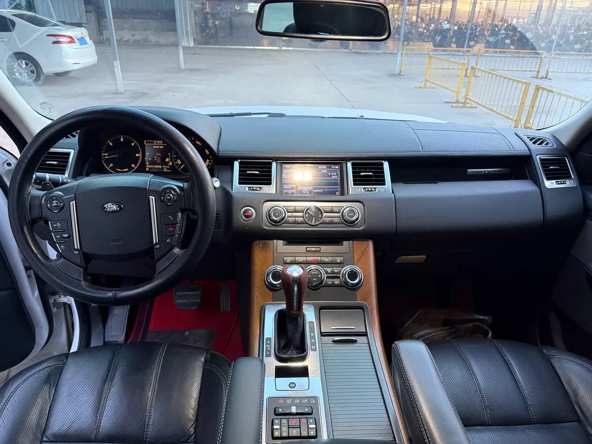 Land Rover 2012 3.0 TDV6 HSE 8
