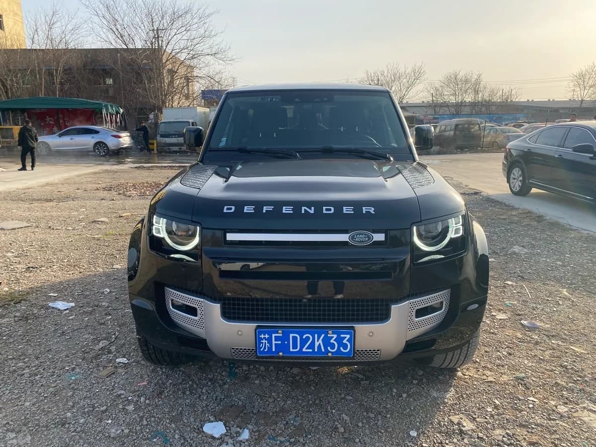 Land Rover ( ) 2023 90 3.0T P400 XS 2