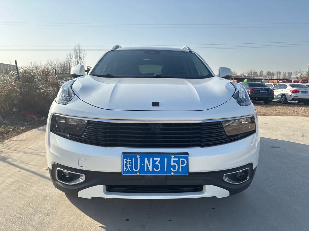 Lynk & Co 01 2019 2.0T Pro VI 2