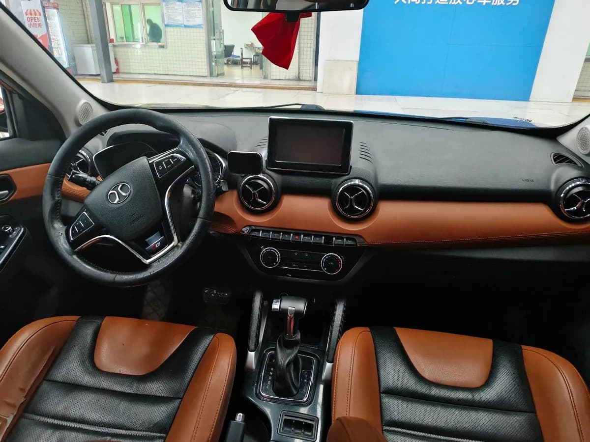 BAIC X35 2016 1.5L 7