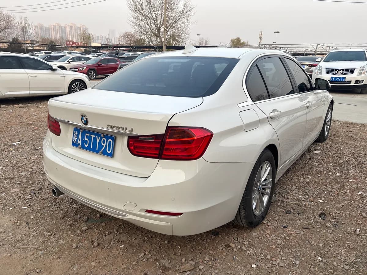 BMW 3 2015 320Li 6