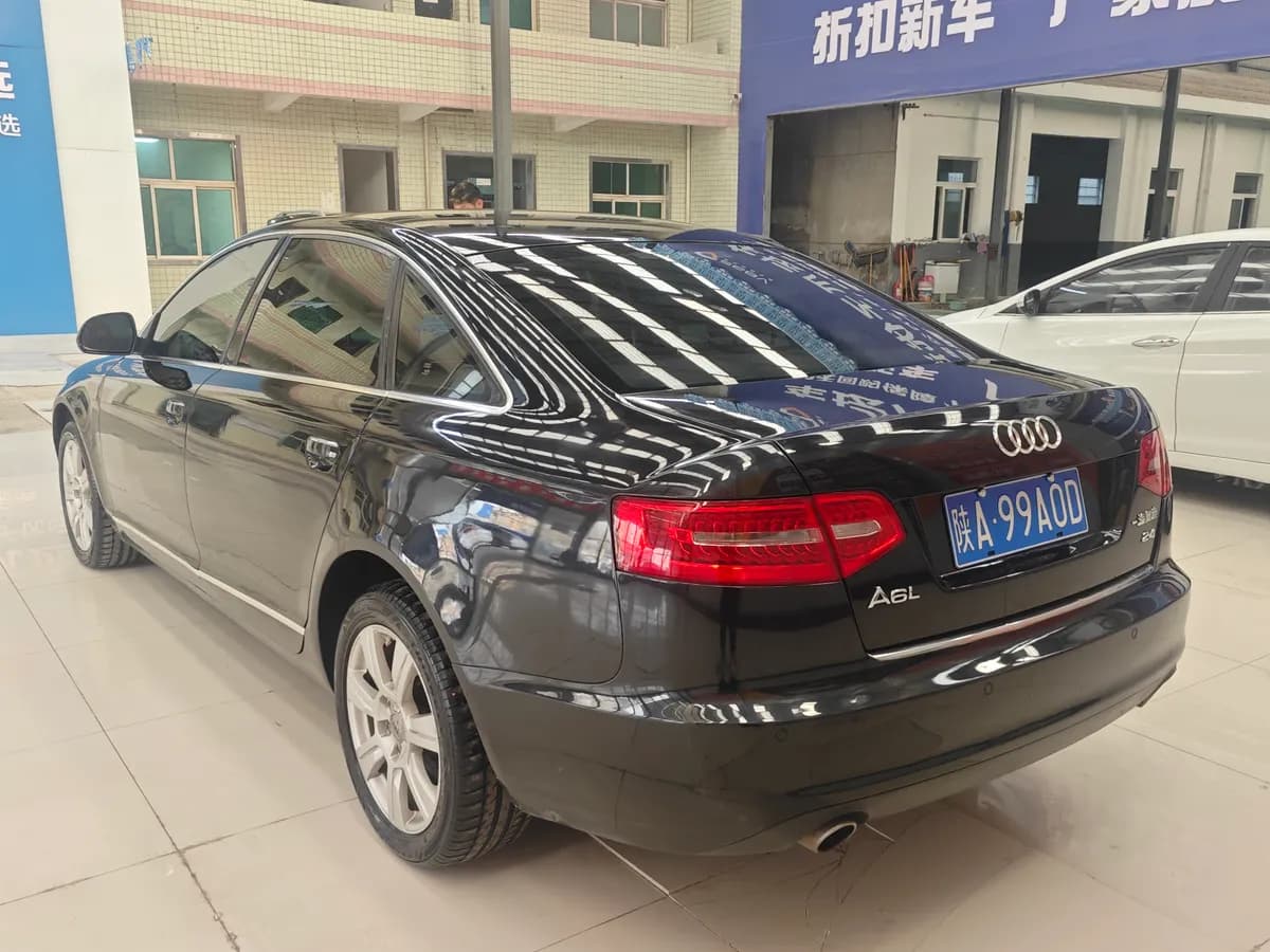 Audi A6L 2010 2.4L 6