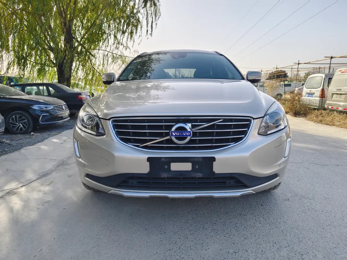 Volvo XC60 2017 T5 AWD 2