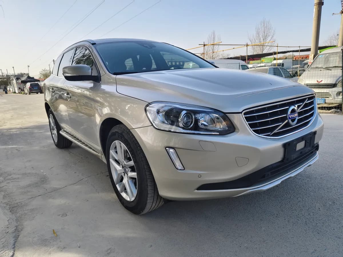 Volvo XC60 2017 T5 AWD 3