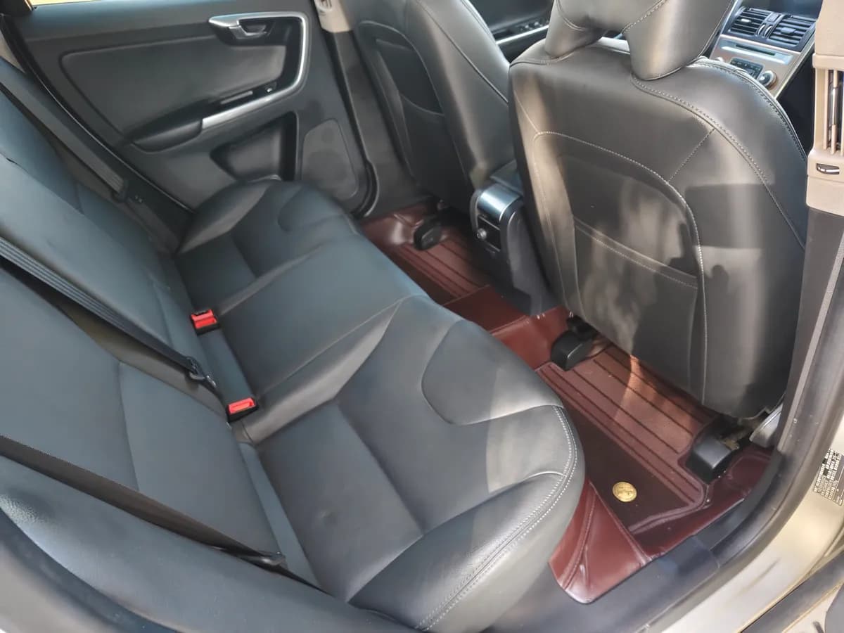 Volvo XC60 2017 T5 AWD 5