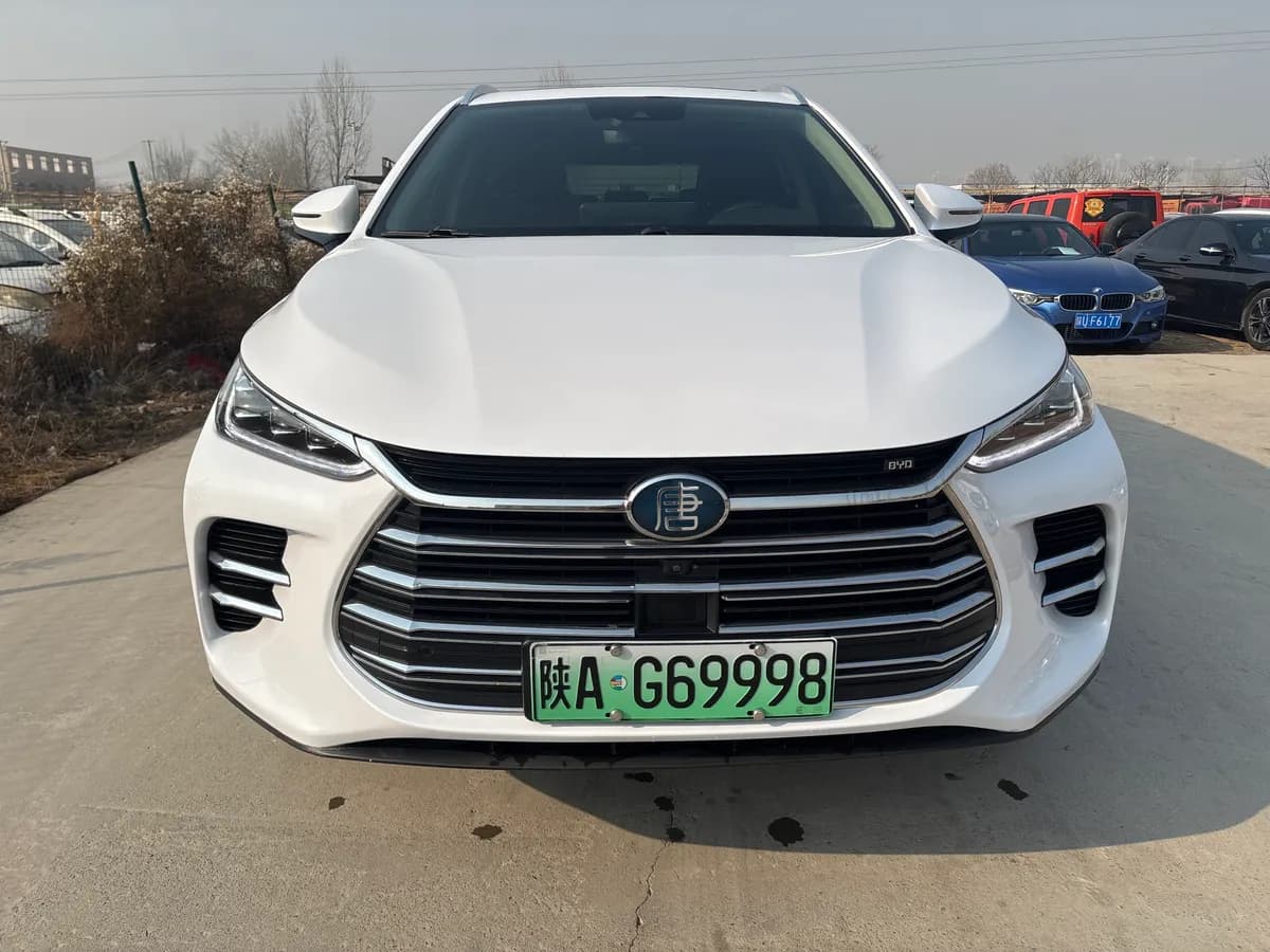 BYD 2018 DM 2.0T 5 V 2