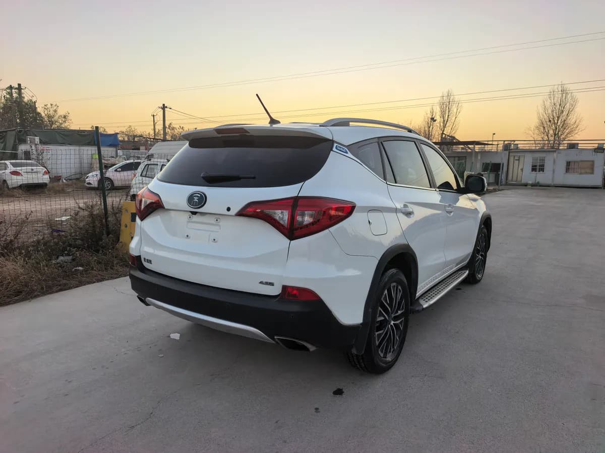 BYD 2017 DM 1.5TID 10