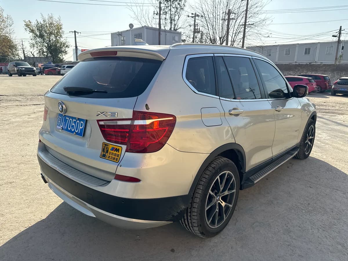 BMW X3 ( ) 2013 xDrive28i 3