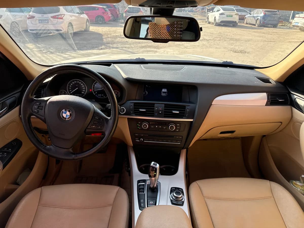 BMW X3 ( ) 2013 xDrive28i 10