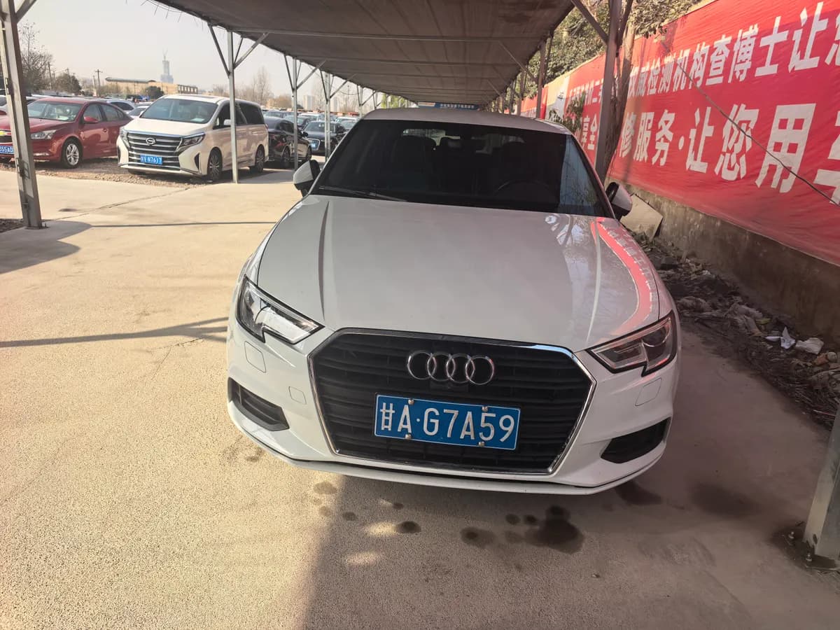 Audi A3 2018 30 Limousine 35 TFSI 8