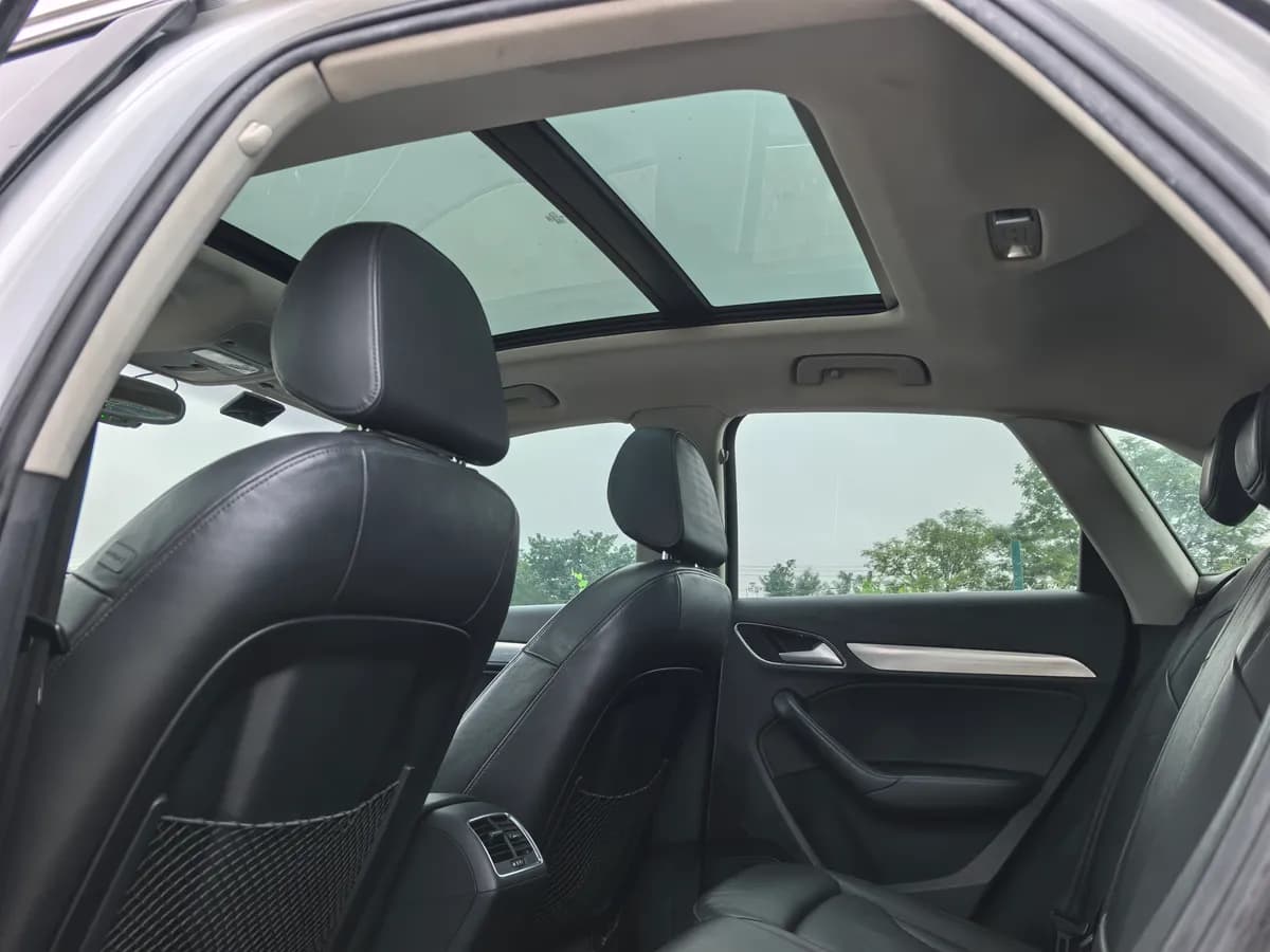 Audi Q3 2015 35 TFSI quattro 6