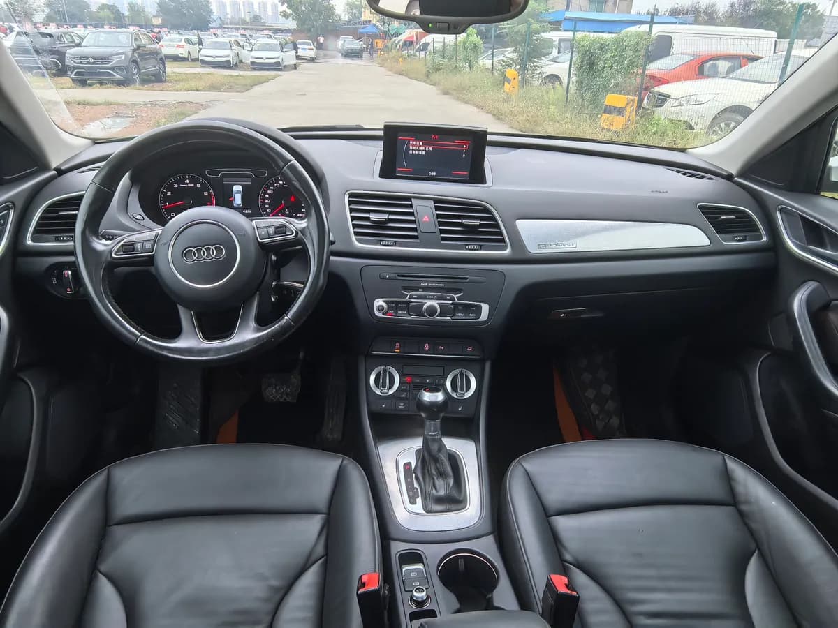 Audi Q3 2015 35 TFSI quattro 7
