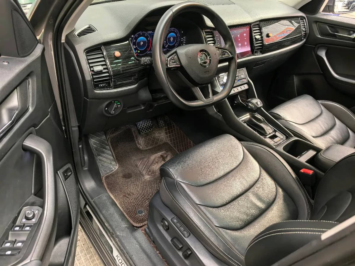 Skoda 2020 TSI330 7 5