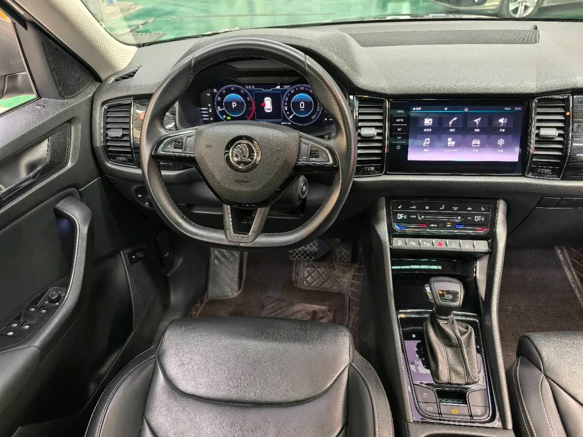 Skoda 2020 TSI330 7 6