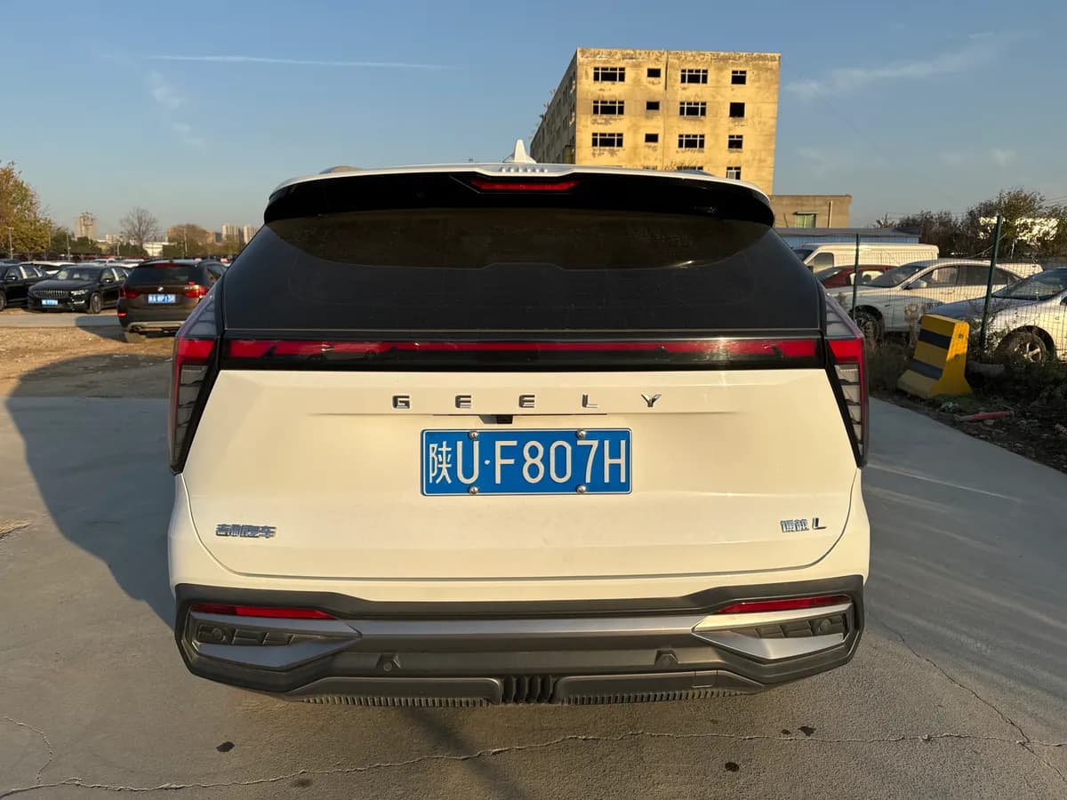 Geely L 2023 1.5TD DCT 5