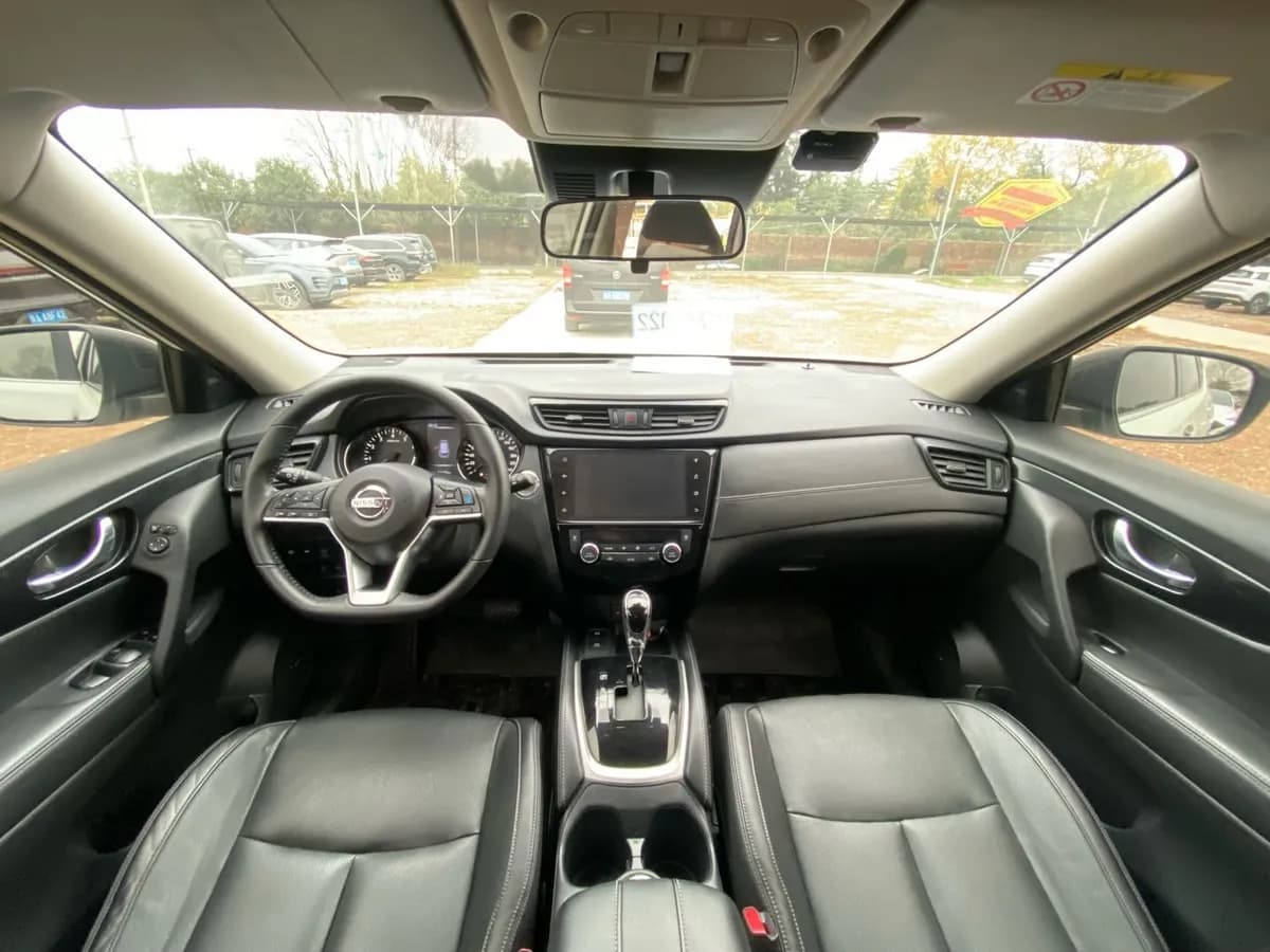 Nissan 2020 2.5L XL ITS CVT 4WD 7