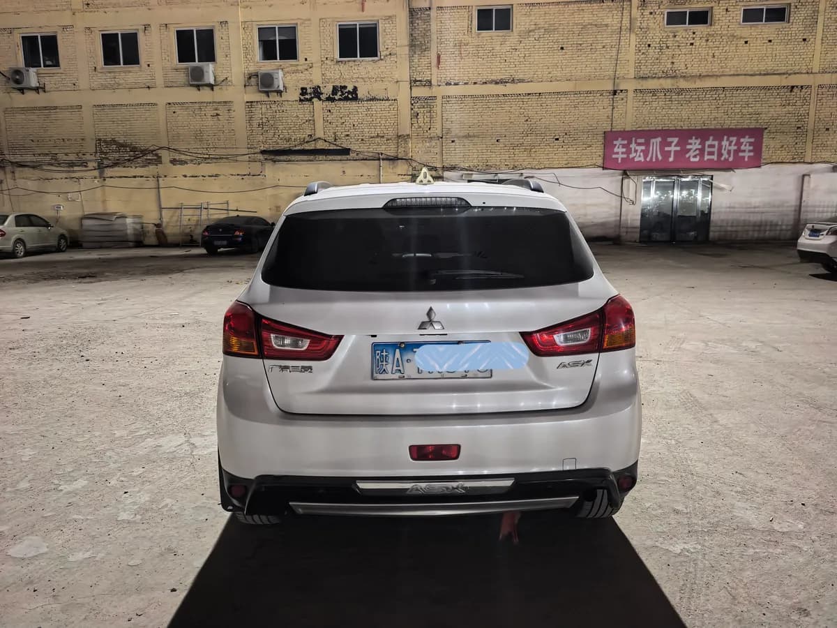 Mitsubishi ASX 2013 1.6L 8