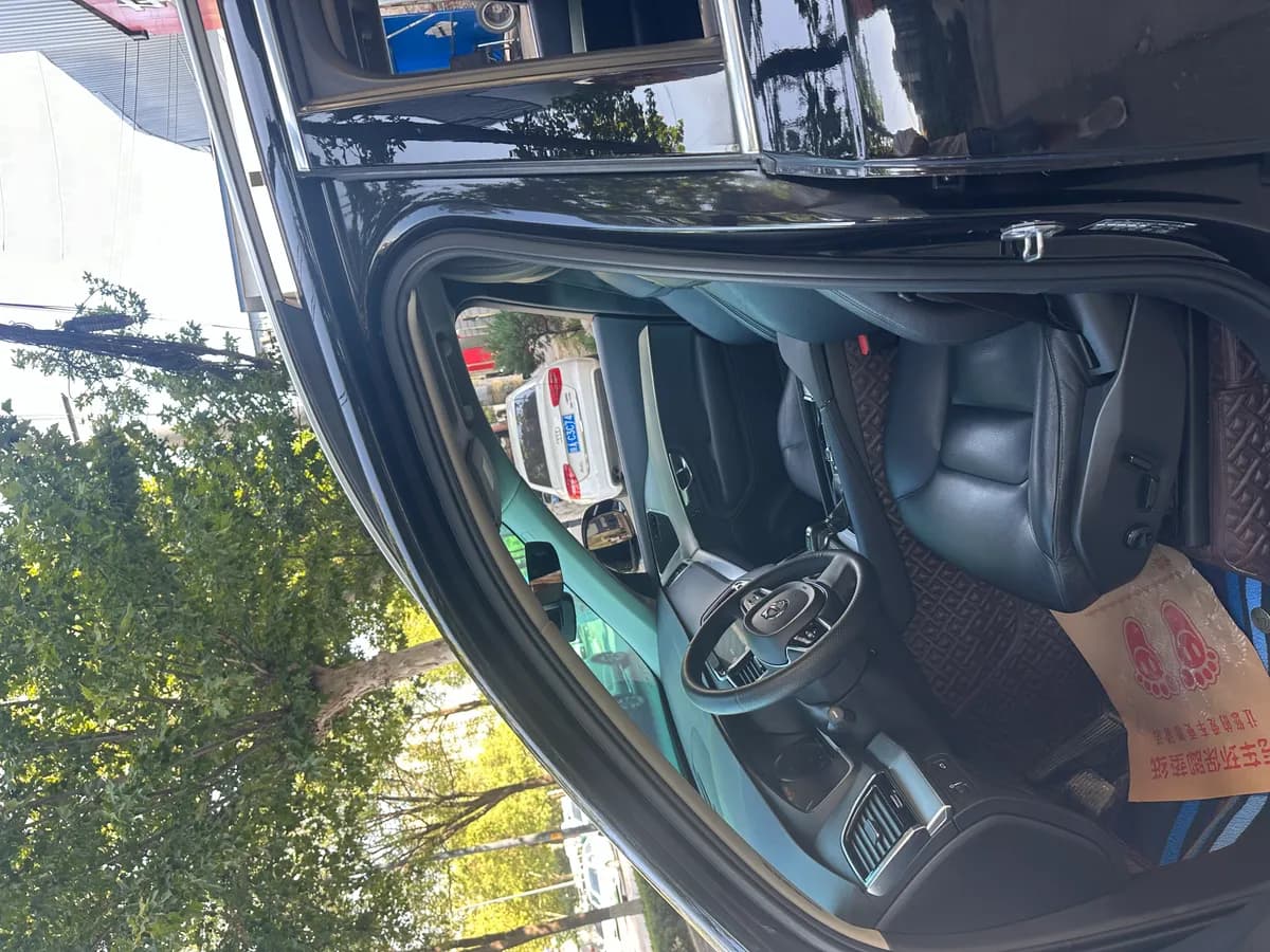 Volvo XC90 2018 T6 7 7