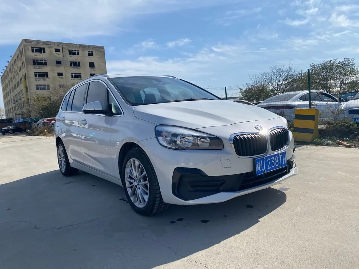 BMW 2 2018 220i 3