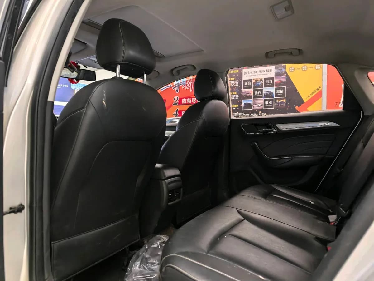 Roewe i6 2019 PLUS 50T 7