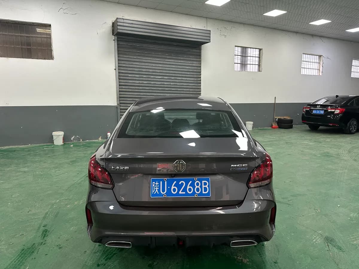 MG MG5 2022 180DVVT CVT 5