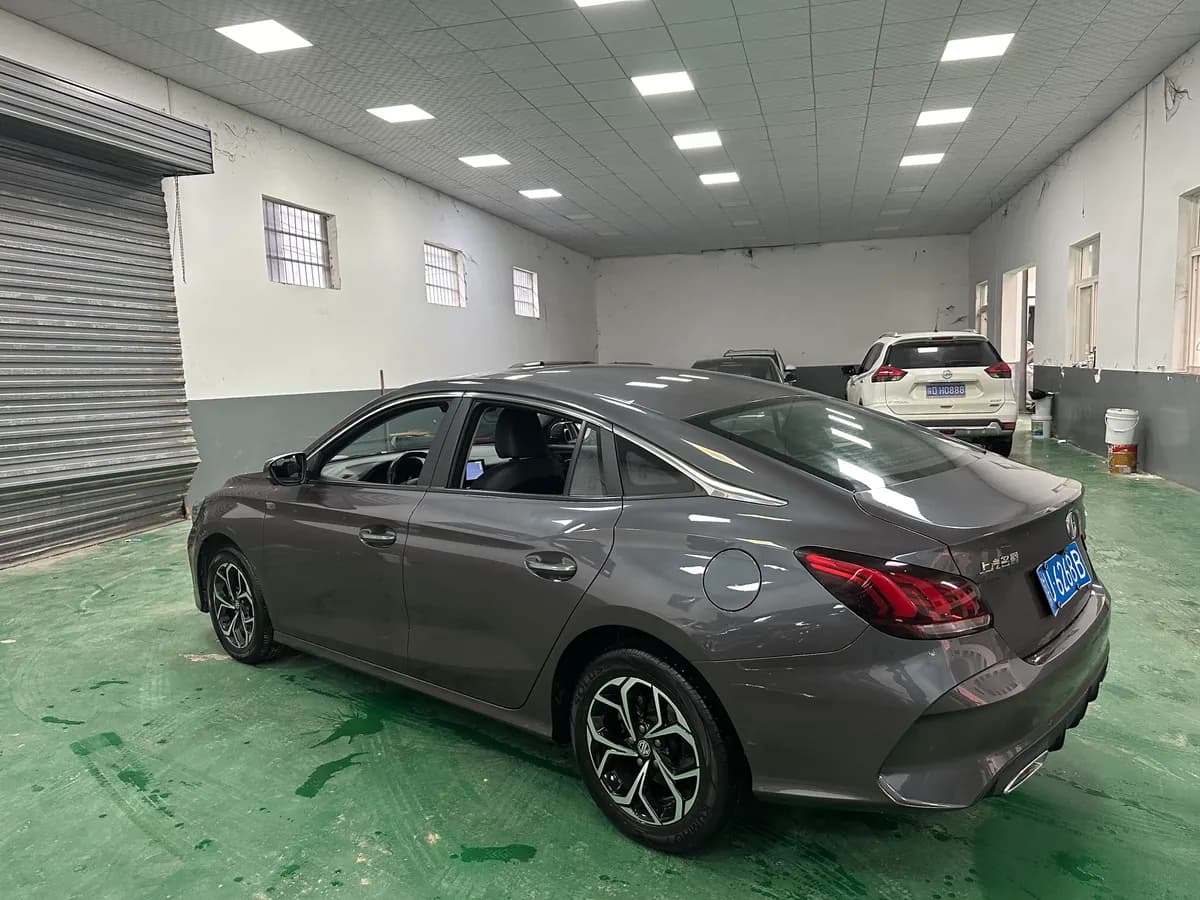 MG MG5 2022 180DVVT CVT 6