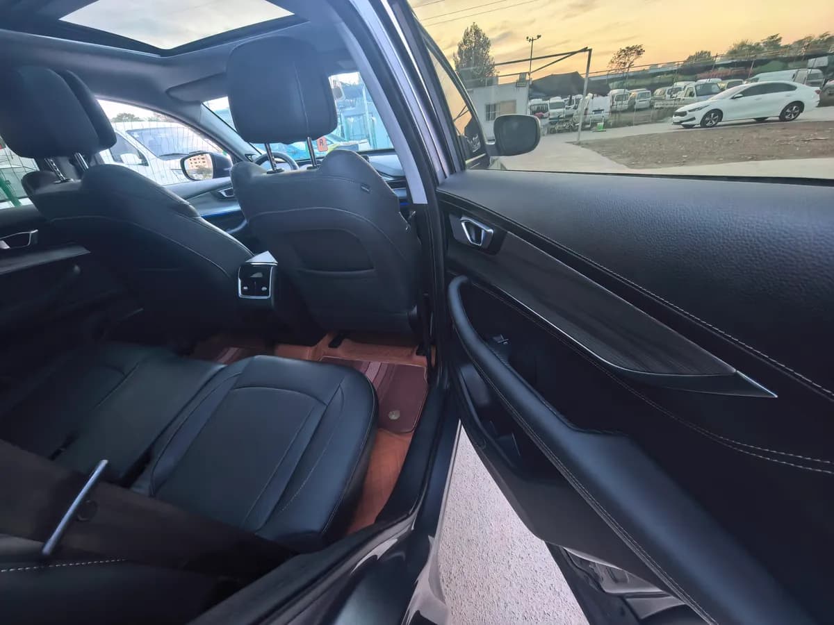 Chery 8 2023 290TGDI 10