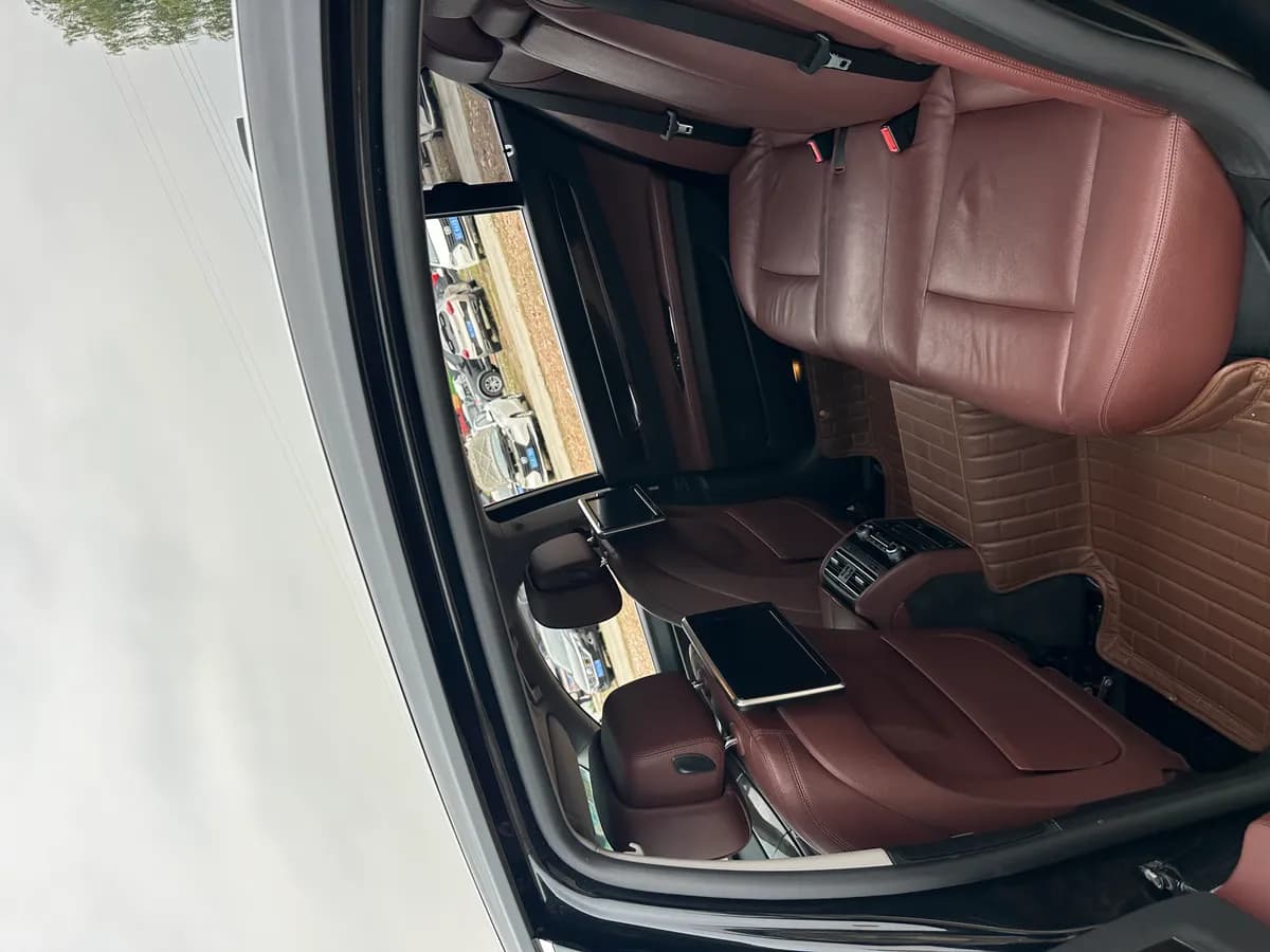 BMW 7 2014 730Li 9