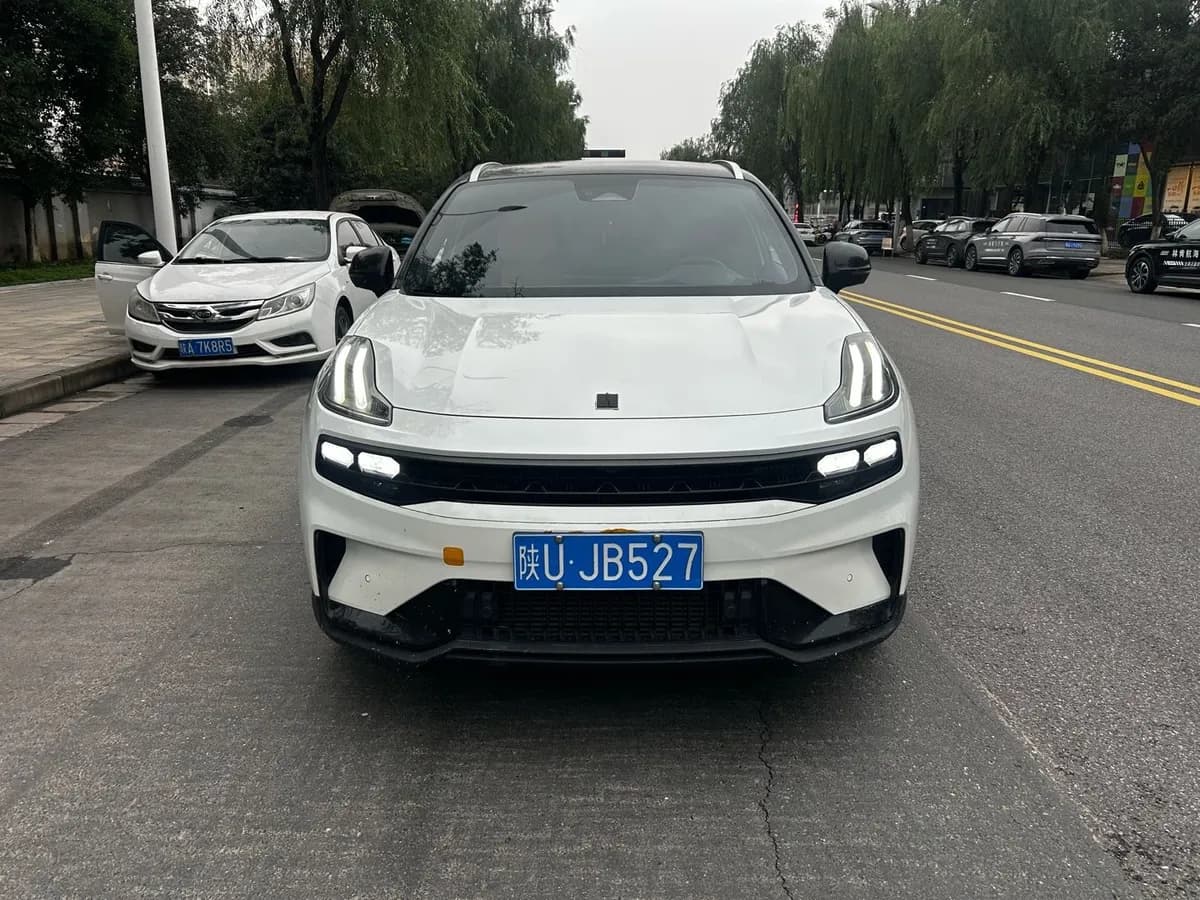 Lynk & Co 06 2023 Remix 1.5T Halo