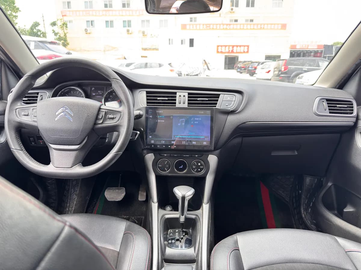 Citroen C3-XR 2015 1.6THP 5