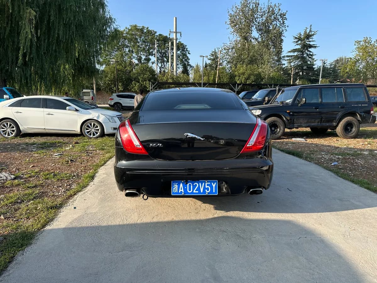 XJ 2012 XJL 3.0 5