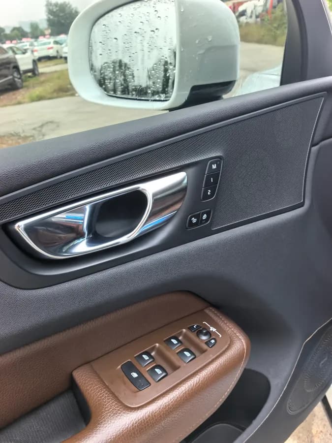 Volvo XC60 2020 T5 5