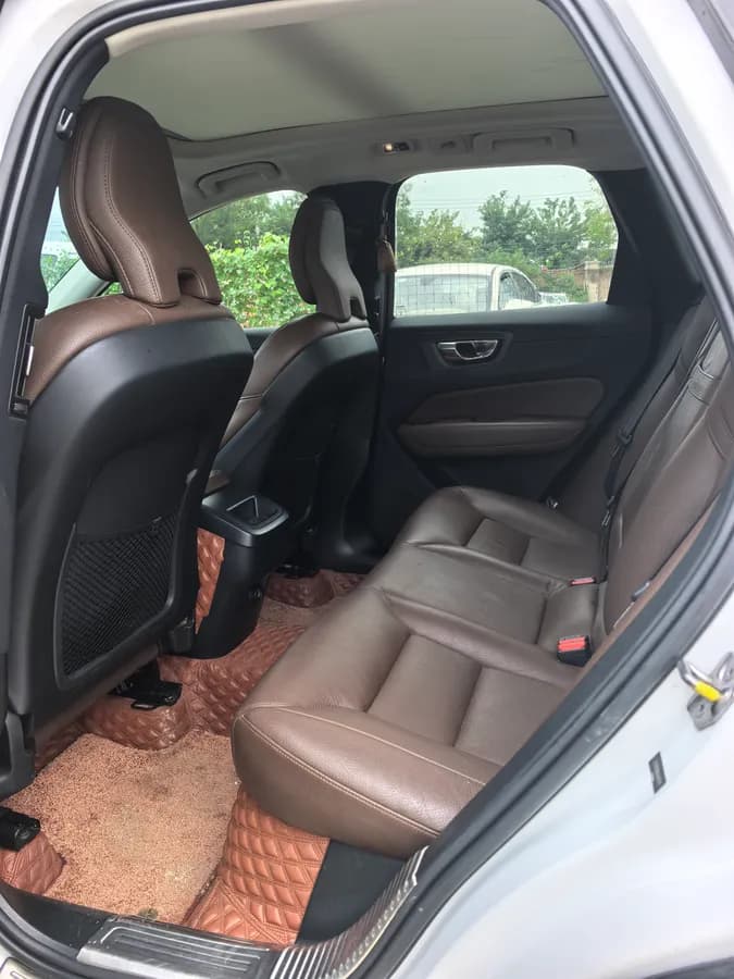 Volvo XC60 2020 T5 6
