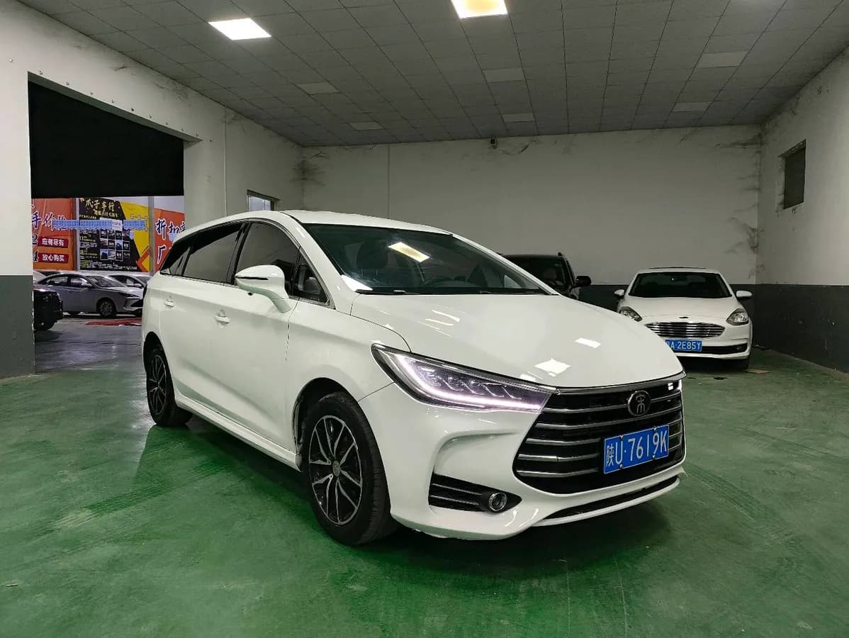 BYD MAX 2018 1.5T 6 3