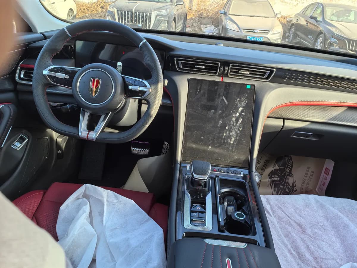 Hongqi H6 2024 2.0T 4