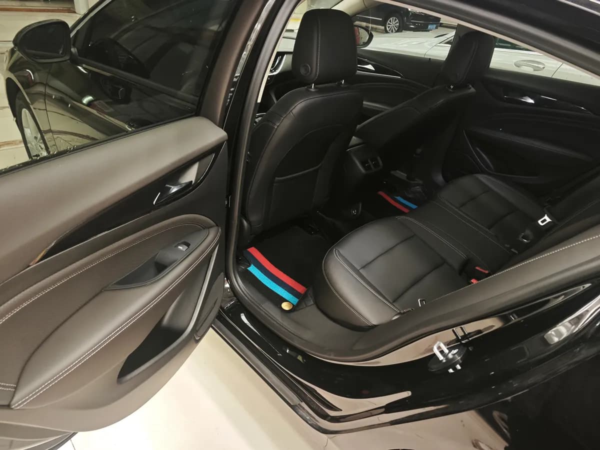 Buick 2024 25T 10